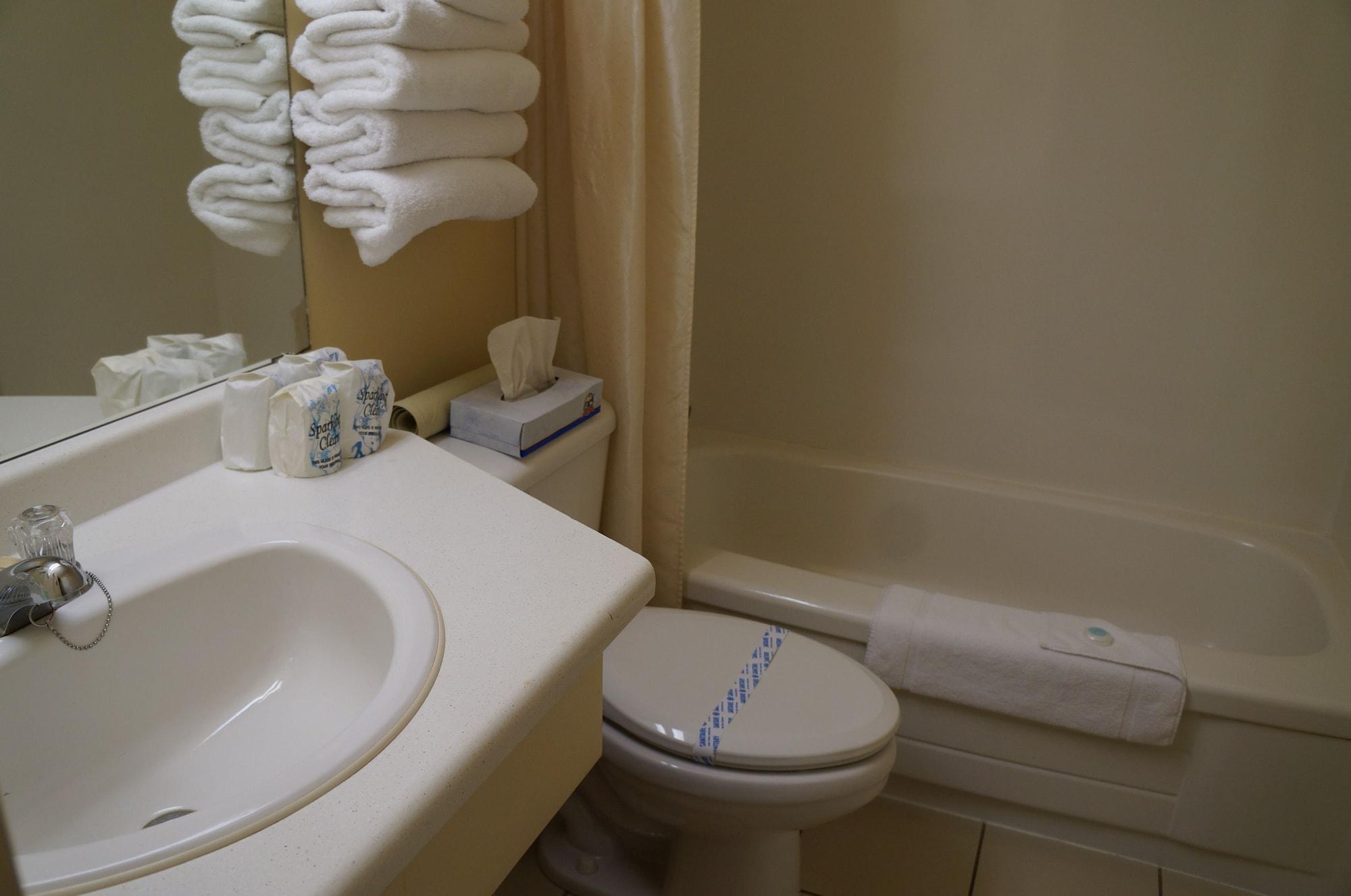 Westward Inn & Suites Langley Kültér fotó