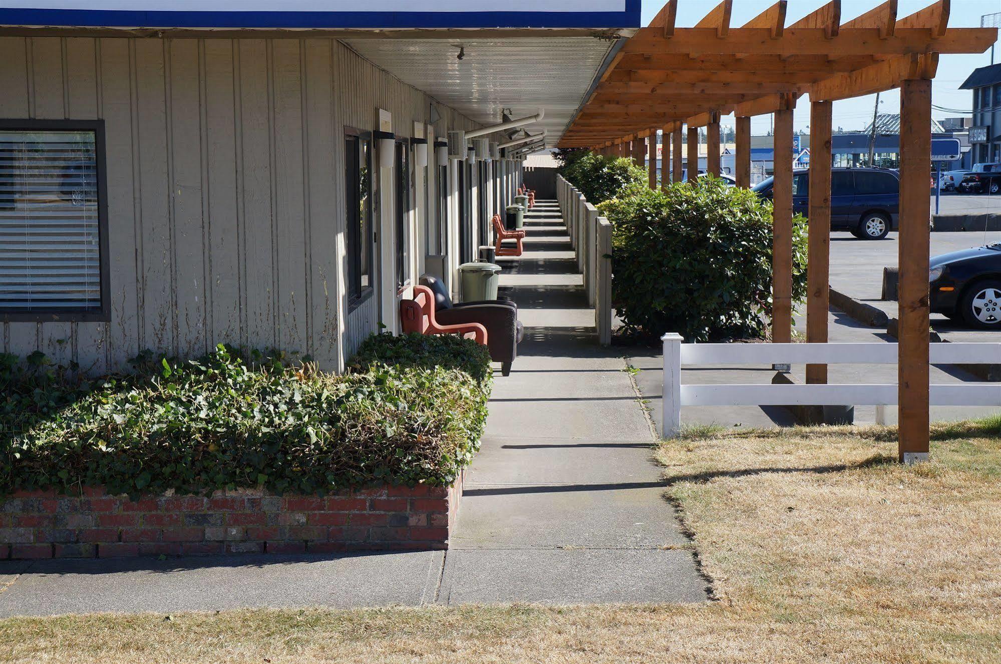 Westward Inn & Suites Langley Kültér fotó